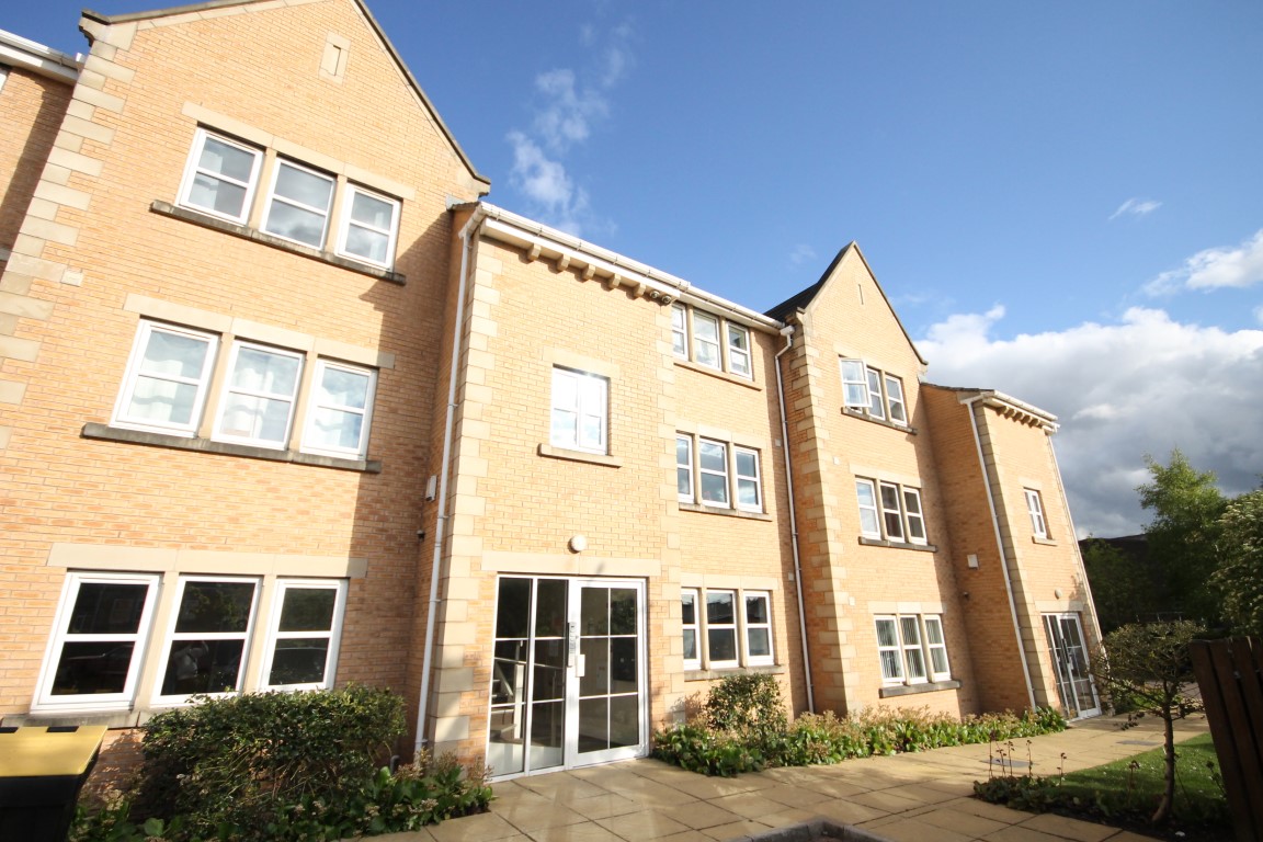 Henshaw Mews, Yeadon, Leeds, LS19 7TT (20542) sbliving sbliving