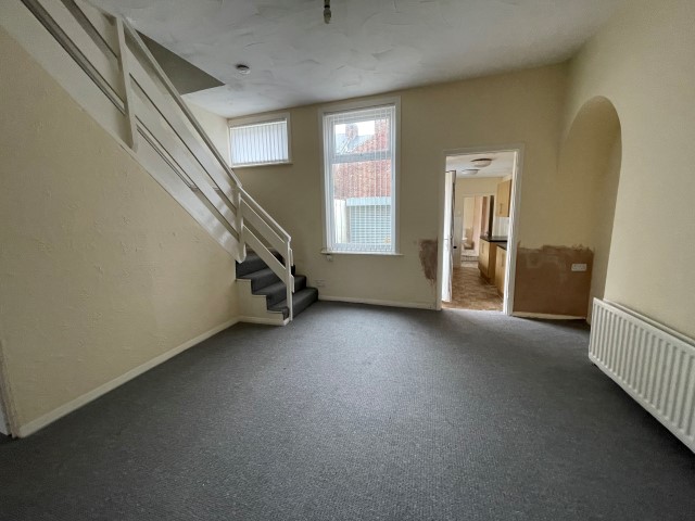 02EABDD4_D22A_42C2_B48F_6CD293534C1A