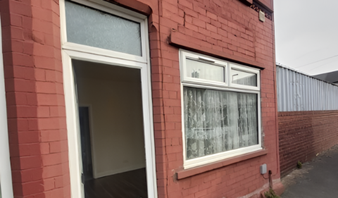 Cross Street, Rotherham, S63 9HR