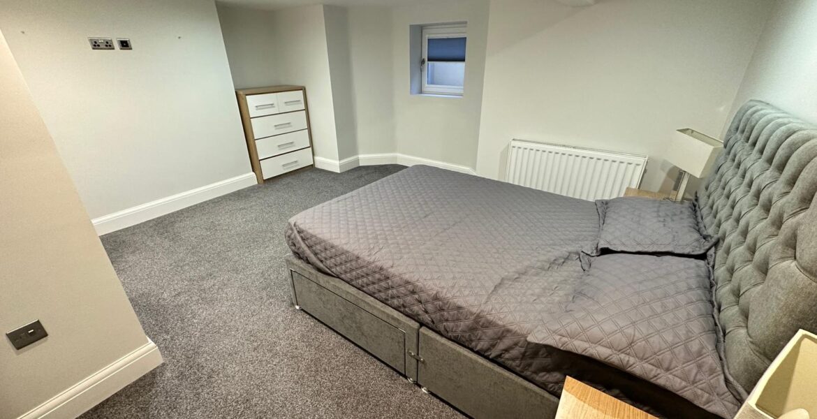 29c56b79-3d9b-425f-9c58-d9384f043911