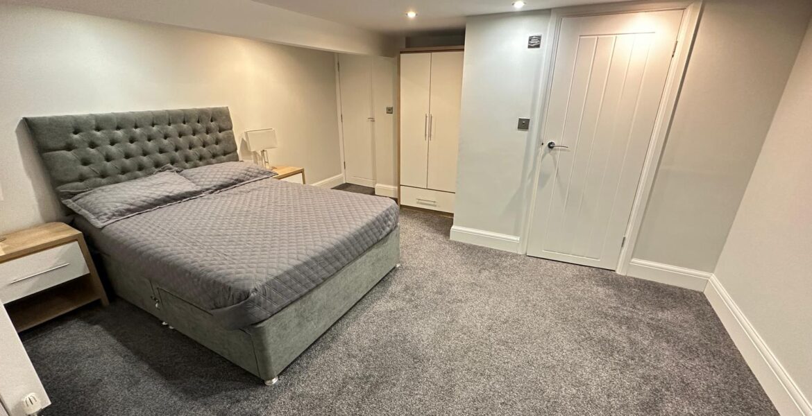 668c075f-a230-40a1-ba8c-e104473c70a7