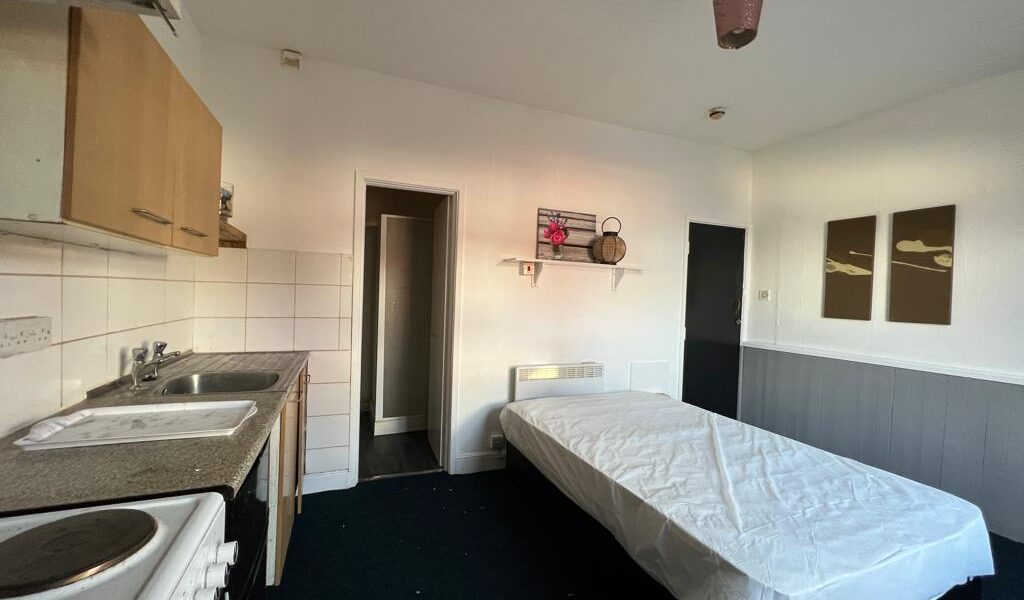 6f941421-9bf1-4128-b2e0-132d87d0b0ad (003)