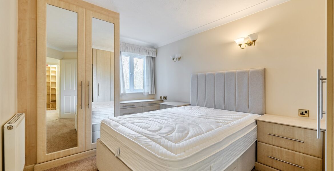 7687_29389_IMAGES_OTHER_76875