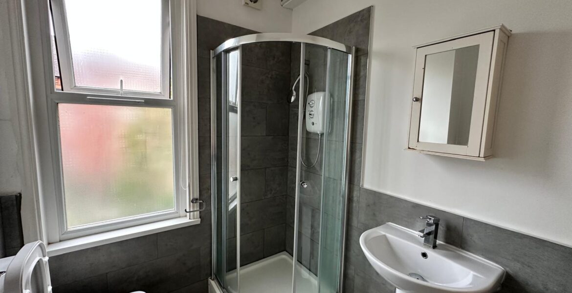 7d120ee1-2405-4e38-9285-c28d1ba57380