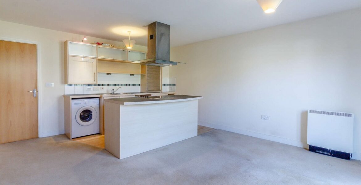 8460168-Interior04-800