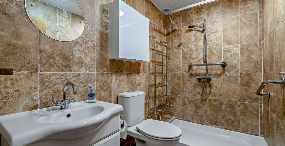 8637591-interior06-800