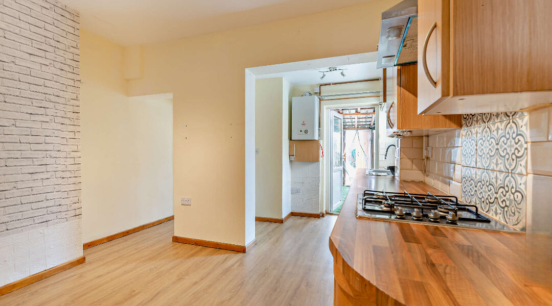 8696446-interior04-800