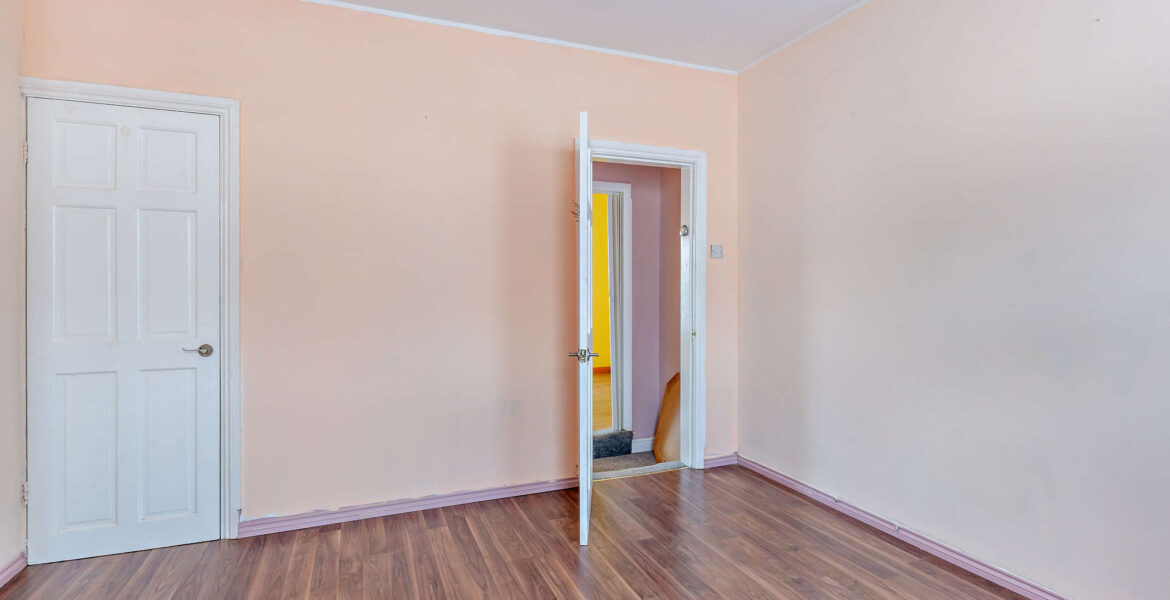 8696446-interior16-800