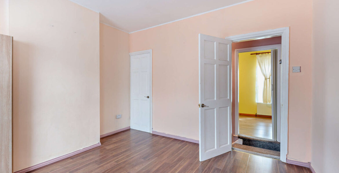 8696446-interior17-800