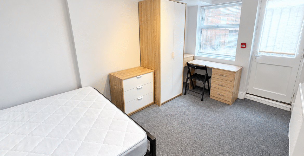 Bright Minimal Student Bedroom Studio