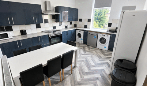 Hyde Park Road, Hyde Park, Leeds, LS6 1AJ