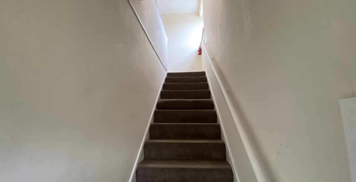 E93A1311-9703-4643-BECC-B209FD15D543