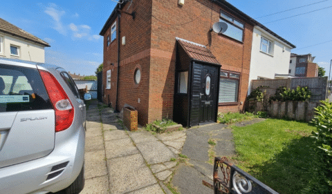 Boggart Hill Gardens, Leeds, LS14 1LJ