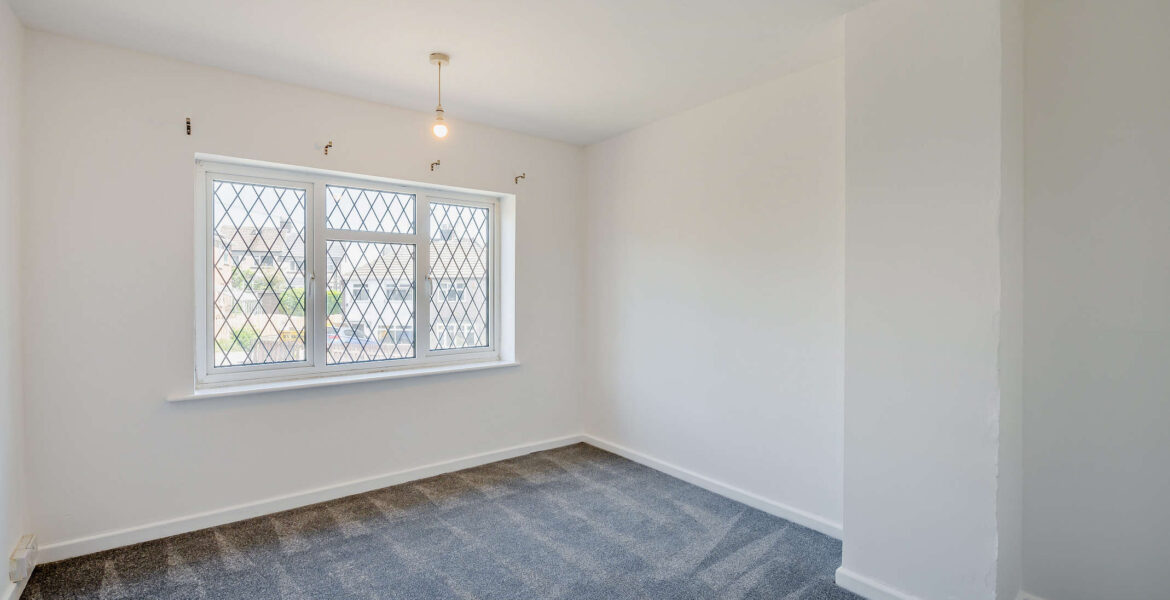 Glendale Bedroom 2 –