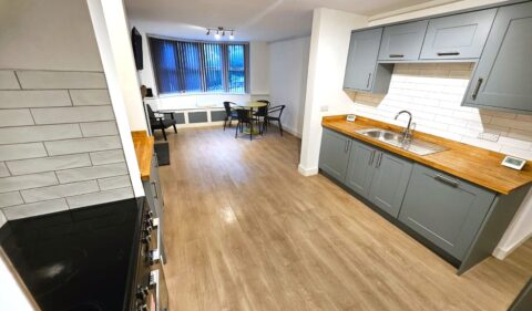 The Rise, Kirkstall, Leeds, LS5 3EP