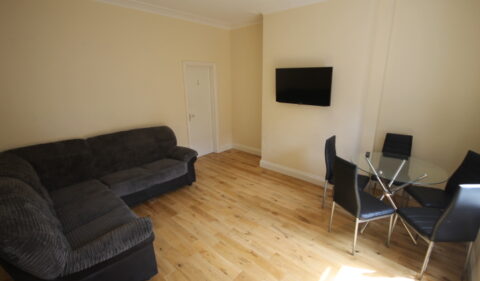 Lucas Place, Woodhouse, Leeds, LS6 2JB