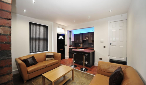 Autumn Place, Hyde Park, Leeds, LS6 1RJ