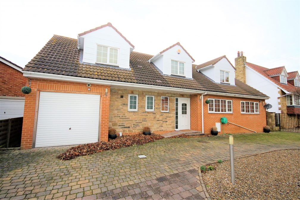 The Moorings, The Avenue, Collingham, Leeds, LS22 5BU (10618