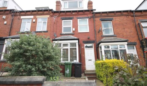 Knowle Road, Burley, Leeds, LS4 2PJ