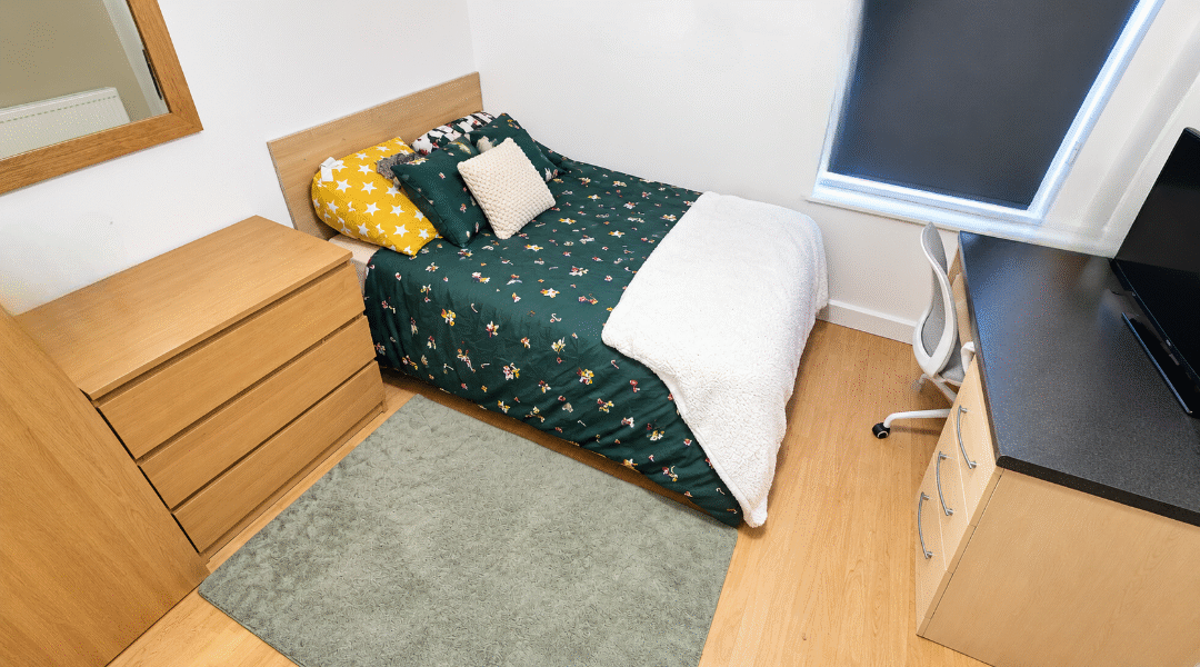 Scandinavian Green Botanical Bedroom (1)