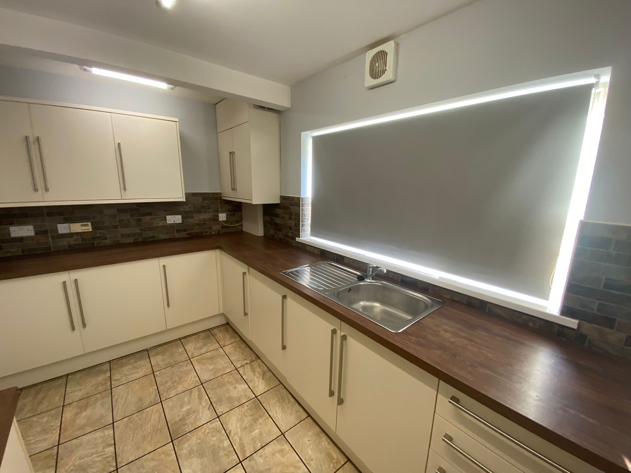 10 Greenwood Crescent, Warrington, WA2 0DT (27375) sbliving sbliving