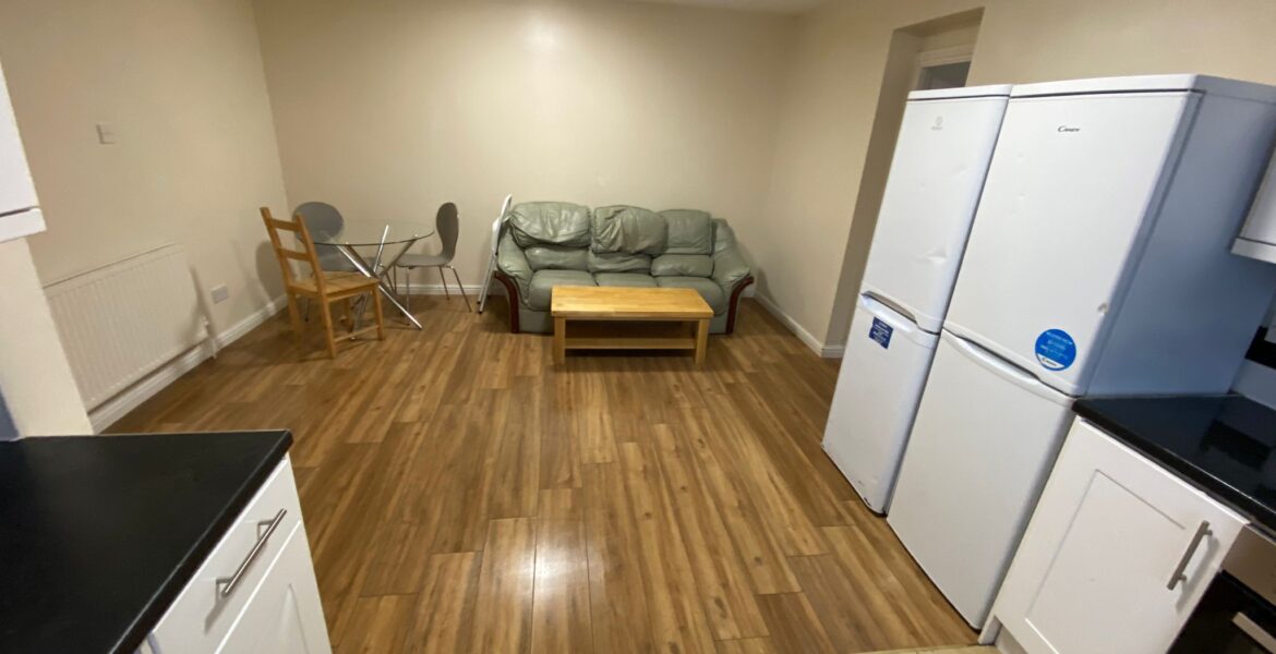 WhatsApp Image 2022-10-09 at 22.02.31 (1)