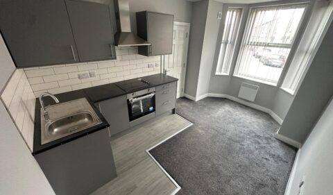 Flat A, Cross Green Crescent, Leeds, LS9 0DD
