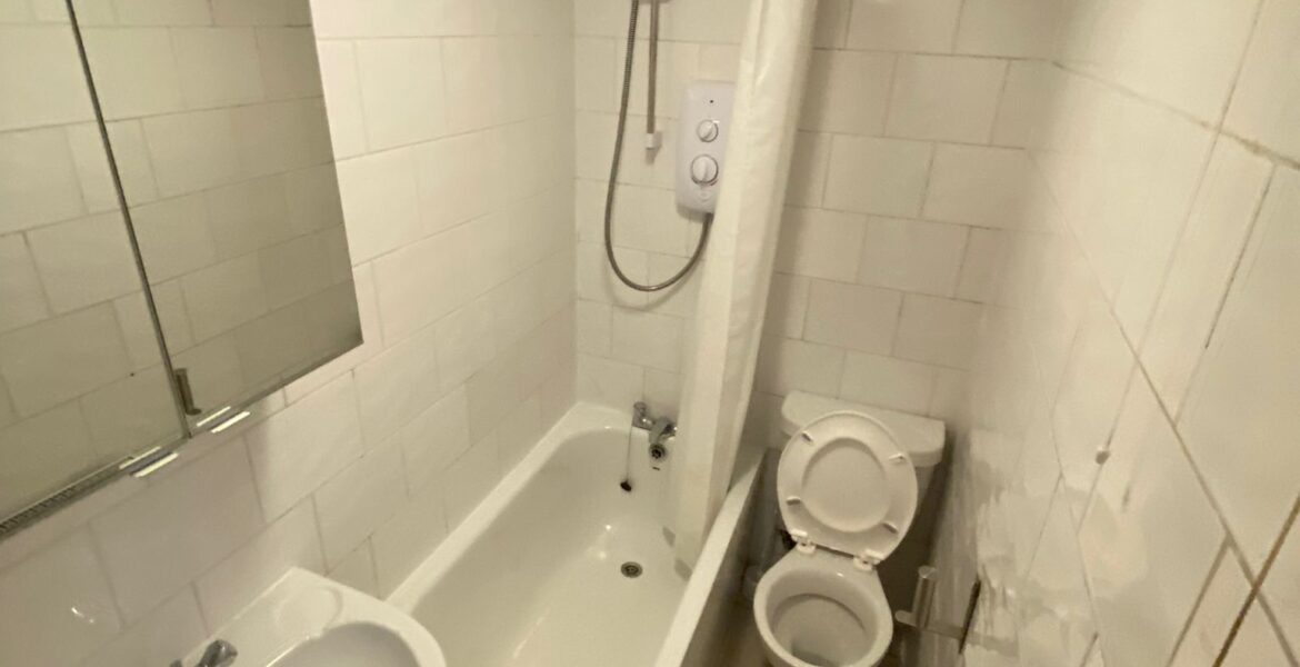 WhatsApp Image 2023-08-24 at 13.37.34 (1)