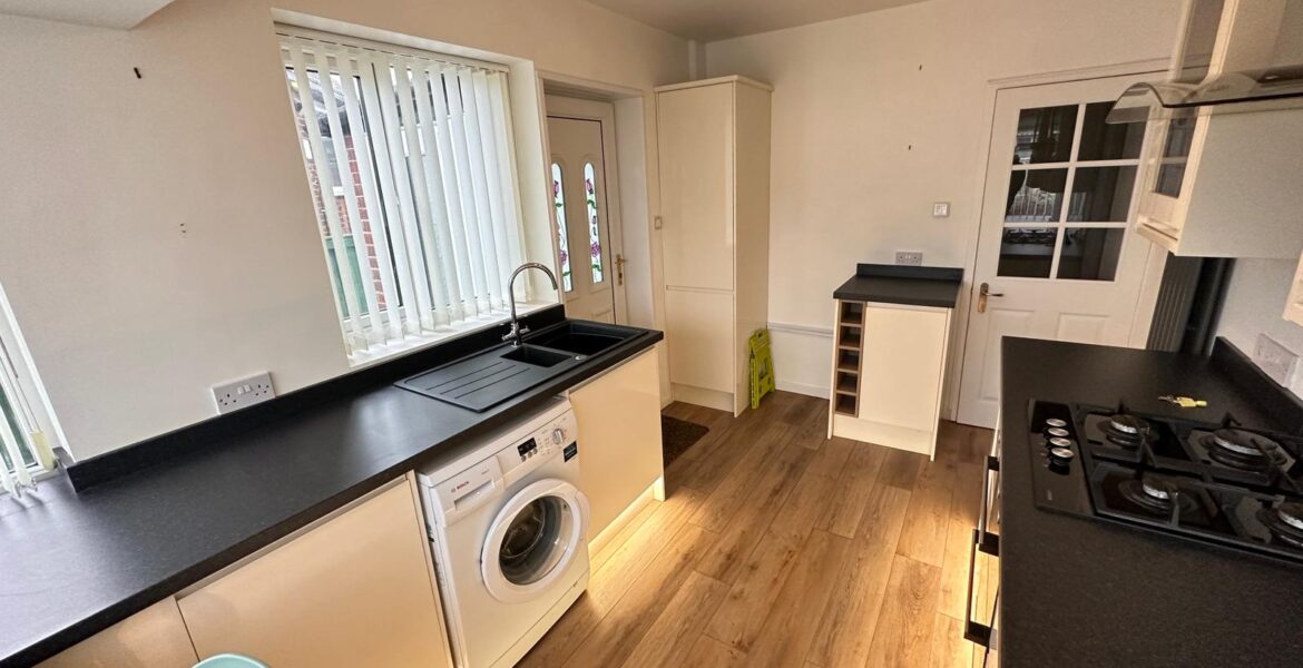 WhatsApp Image 2024-02-06 at 10.49.06 (2)