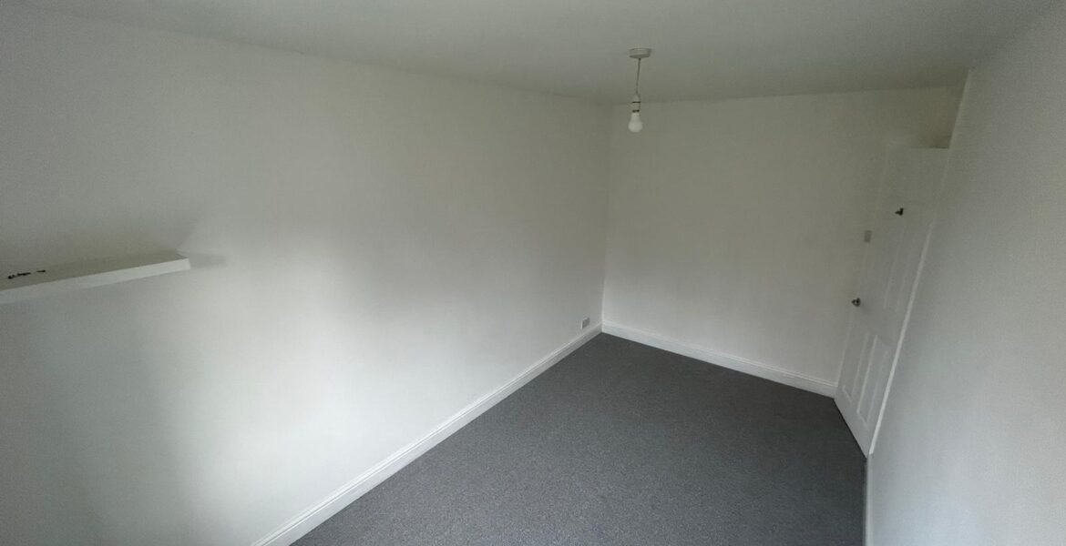 WhatsApp Image 2024-02-07 at 16.35.04 (1)