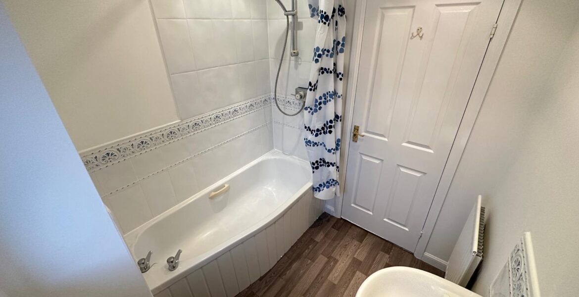 WhatsApp Image 2024-02-08 at 10.39.20 (3)