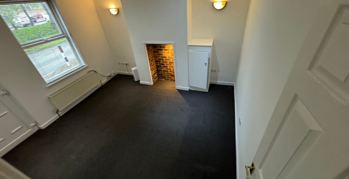 WhatsApp Image 2024-04-26 at 17.57.40