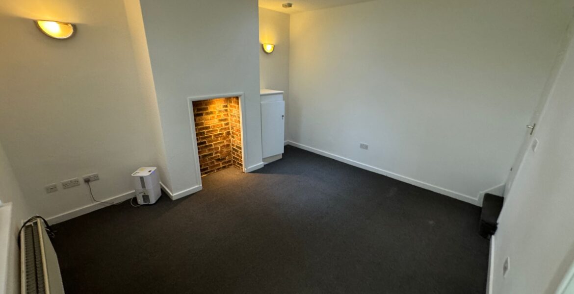 WhatsApp Image 2024-04-26 at 17.57.42 (1)