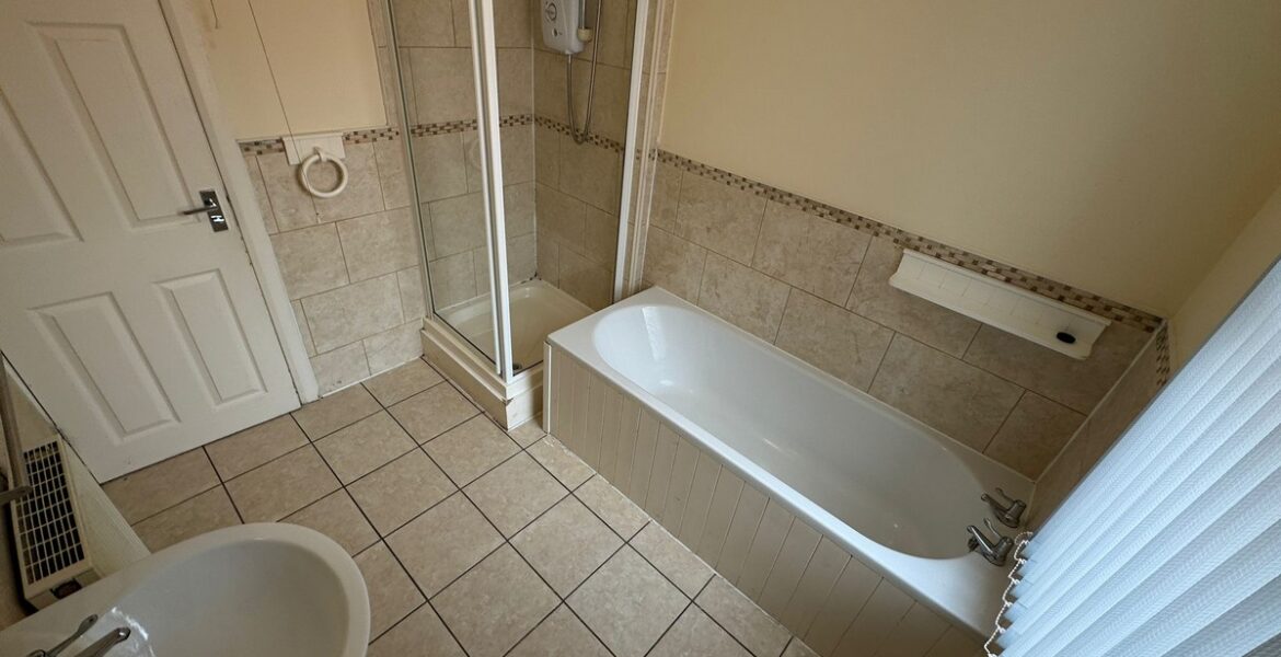 WhatsApp Image 2024-04-29 at 17.07.41 (1)