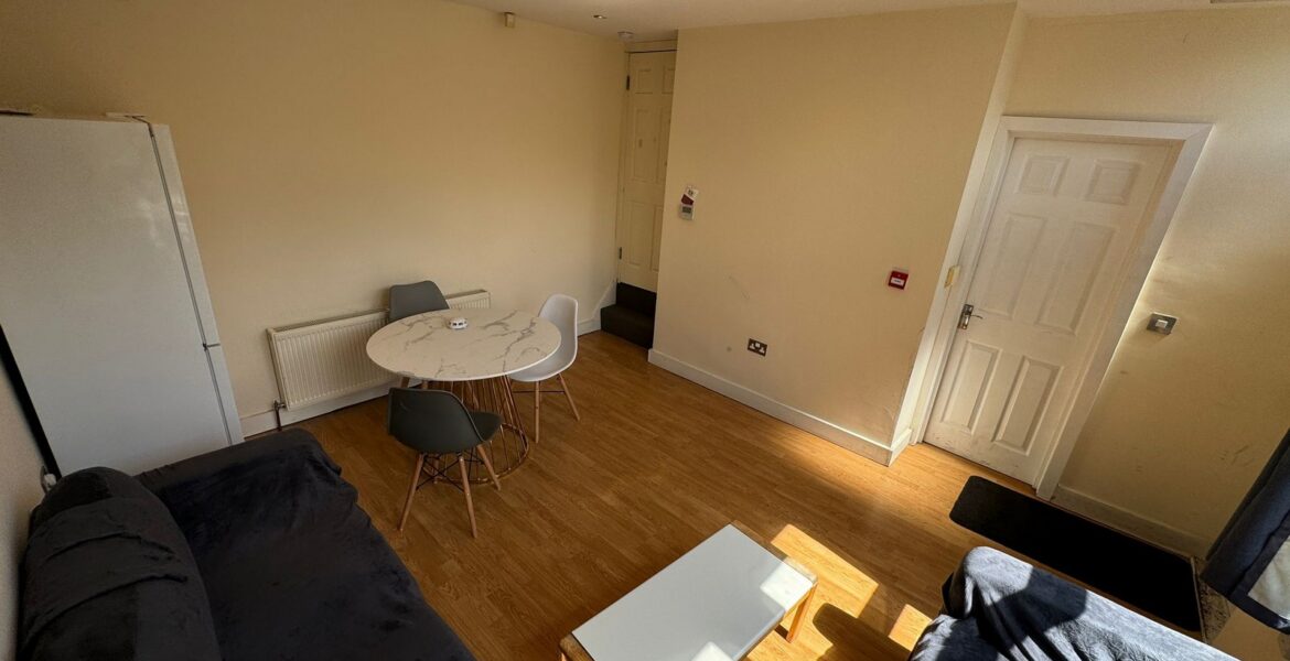 WhatsApp Image 2024-06-24 at 11.19.57 (1)