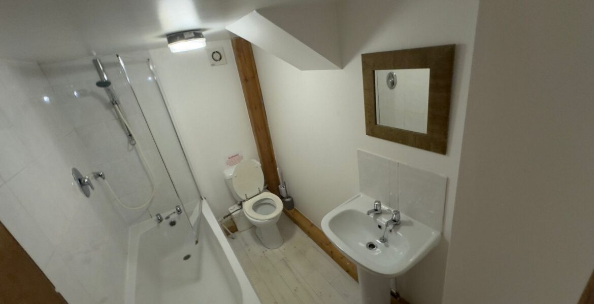 WhatsApp Image 2024-06-30 at 08.10.27