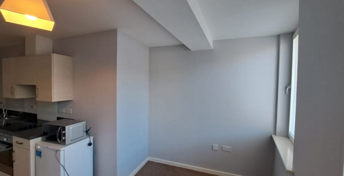 WhatsApp Image 2024-07-18 at 20.08.43 (1)