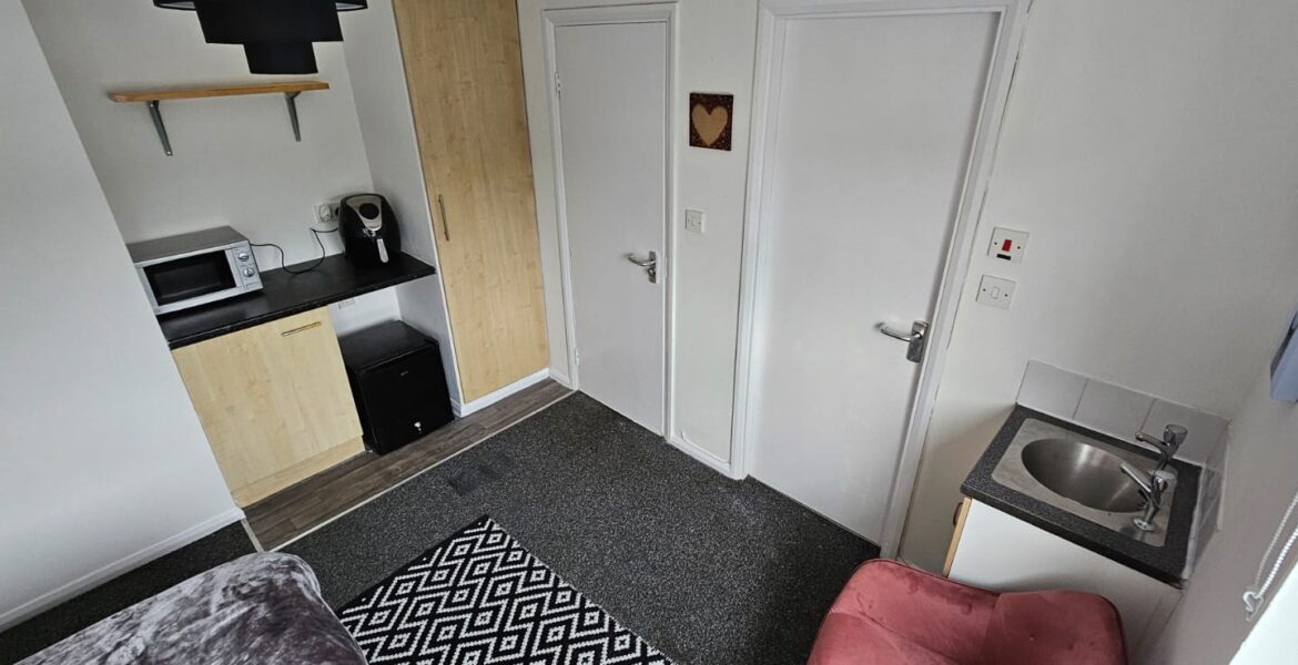 WhatsApp Image 2024-10-15 at 16.03.30 (3)