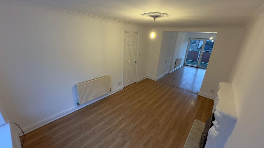 WhatsApp Image 2024-11-13 at 15.14.12 (1)