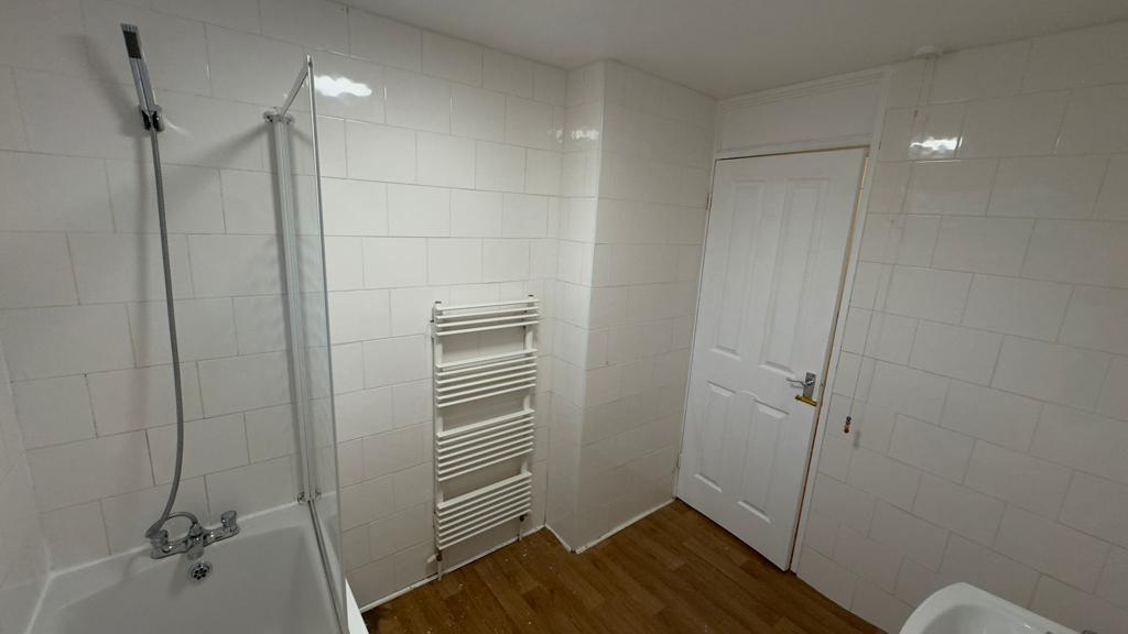 WhatsApp Image 2024-11-13 at 15.15.35 (1)