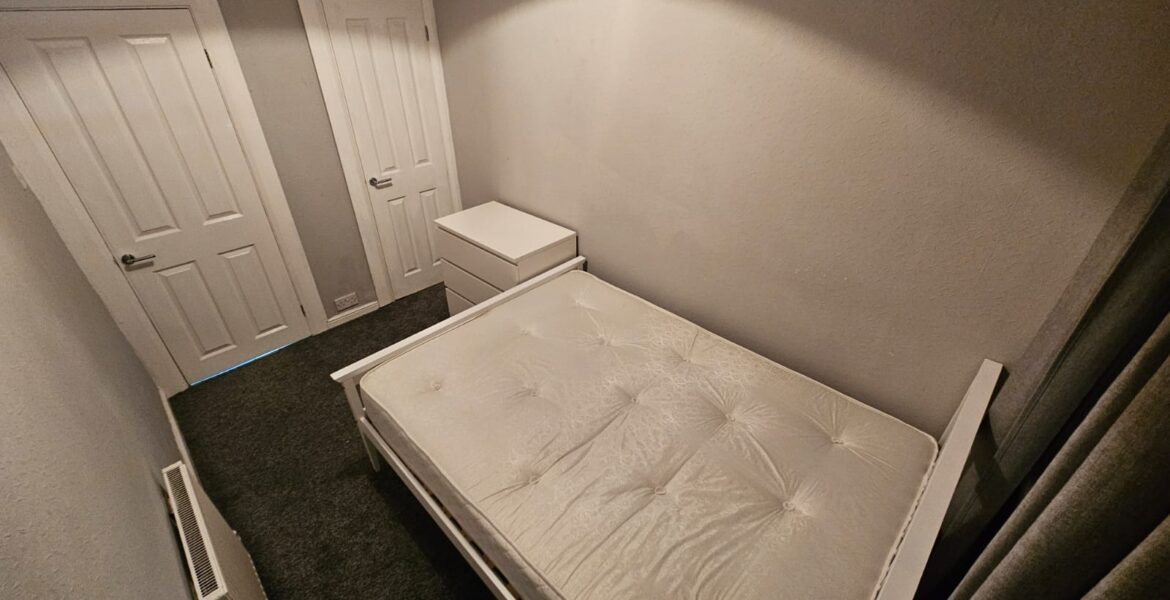 WhatsApp Image 2024-12-18 at 5.46.43 PM (1)