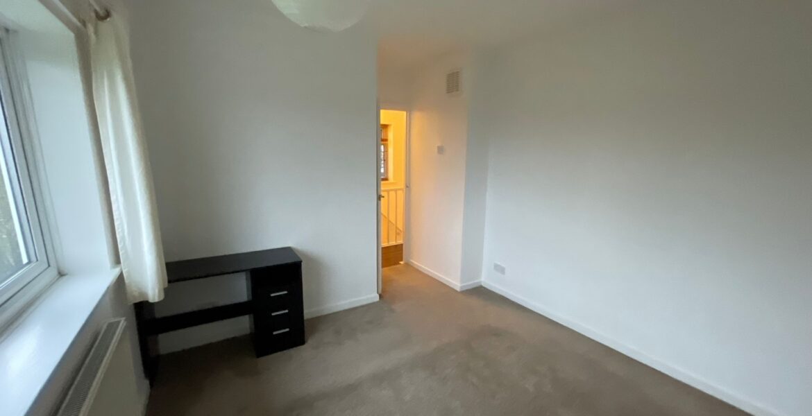 WhatsApp Image 2025-01-27 at 17.30.44 (2)