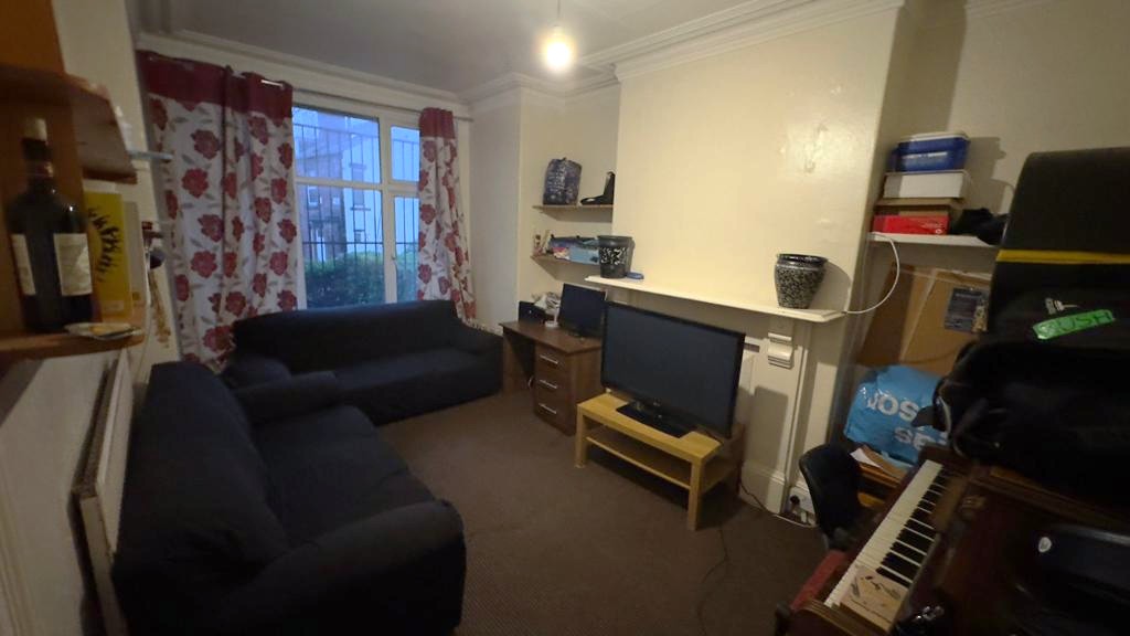 WhatsApp Image 2025-02-03 at 00.17.54 (2)