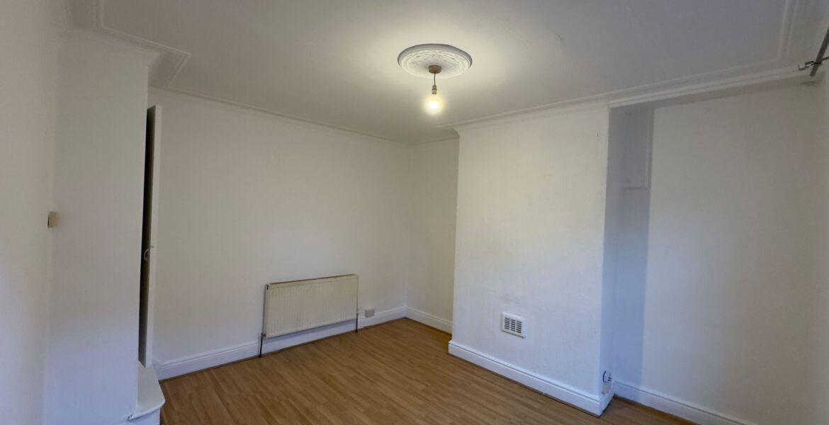 WhatsApp Image 2025-02-06 at 04.52.21 (2)