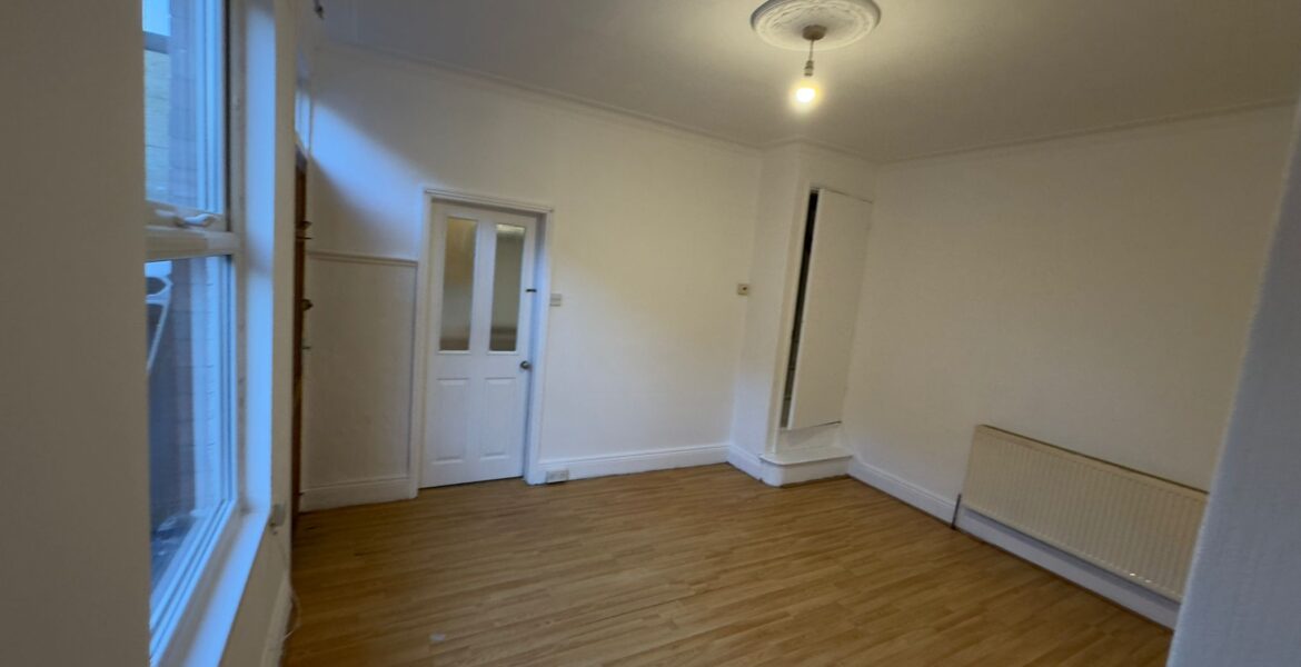 WhatsApp Image 2025-02-06 at 04.52.22 (4)