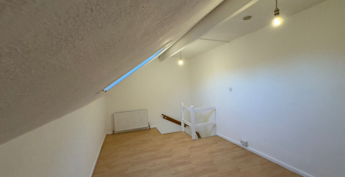 WhatsApp Image 2025-02-06 at 04.53.47 (2)