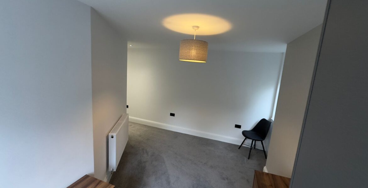 WhatsApp Image 2025-02-06 at 05.03.59 (1)