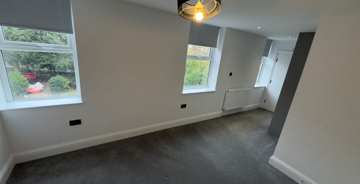 WhatsApp Image 2025-02-06 at 05.05.13 (1)