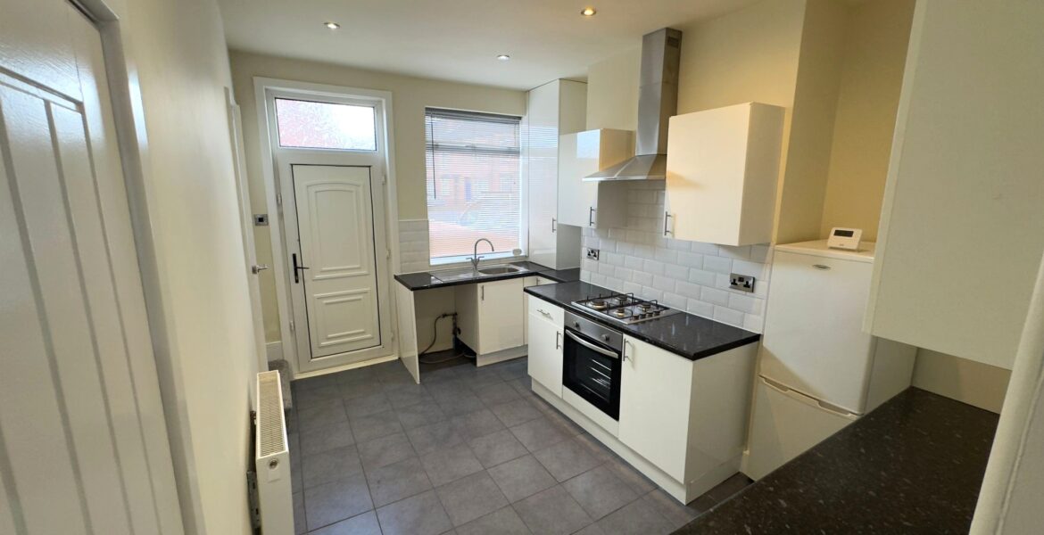 WhatsApp Image 2025-03-28 at 16.00.02 (2)