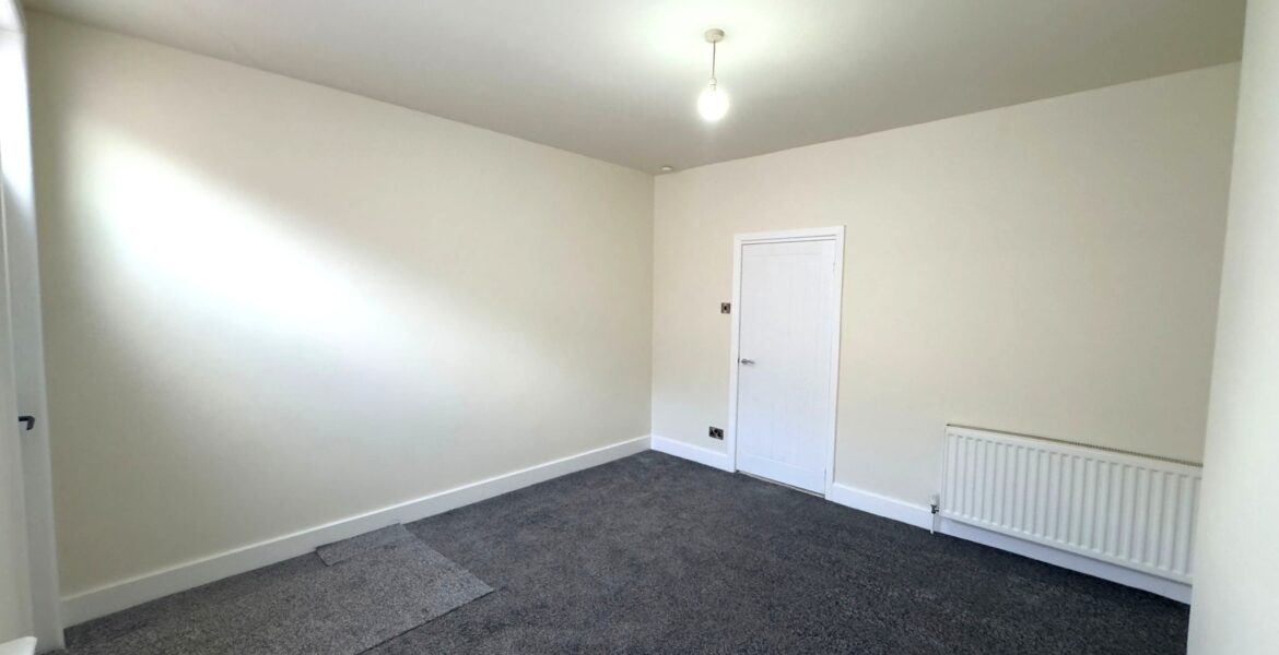 WhatsApp Image 2025-03-28 at 16.00.02 (3)